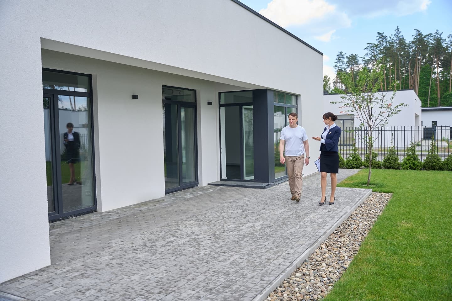 Handover Finance